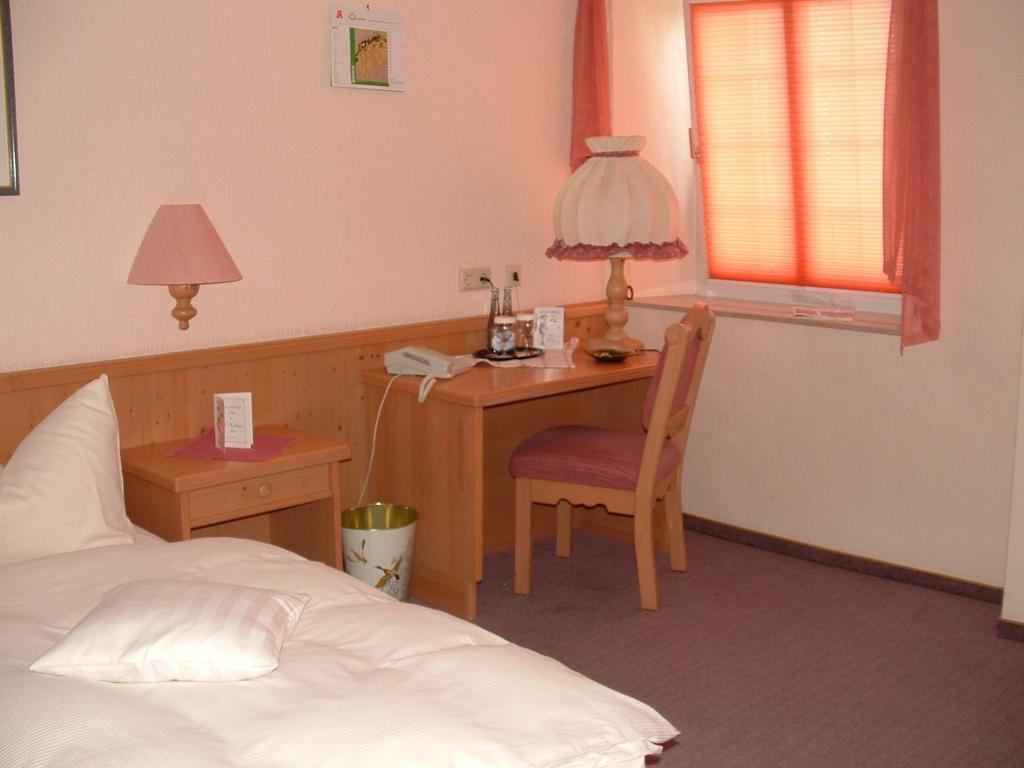 Hotel Reinhold Gummersbach Room photo